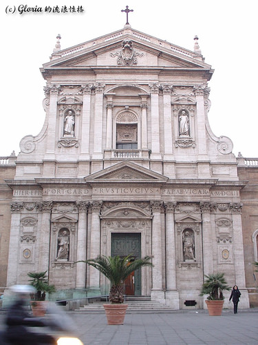 Façade of Santa Susanna